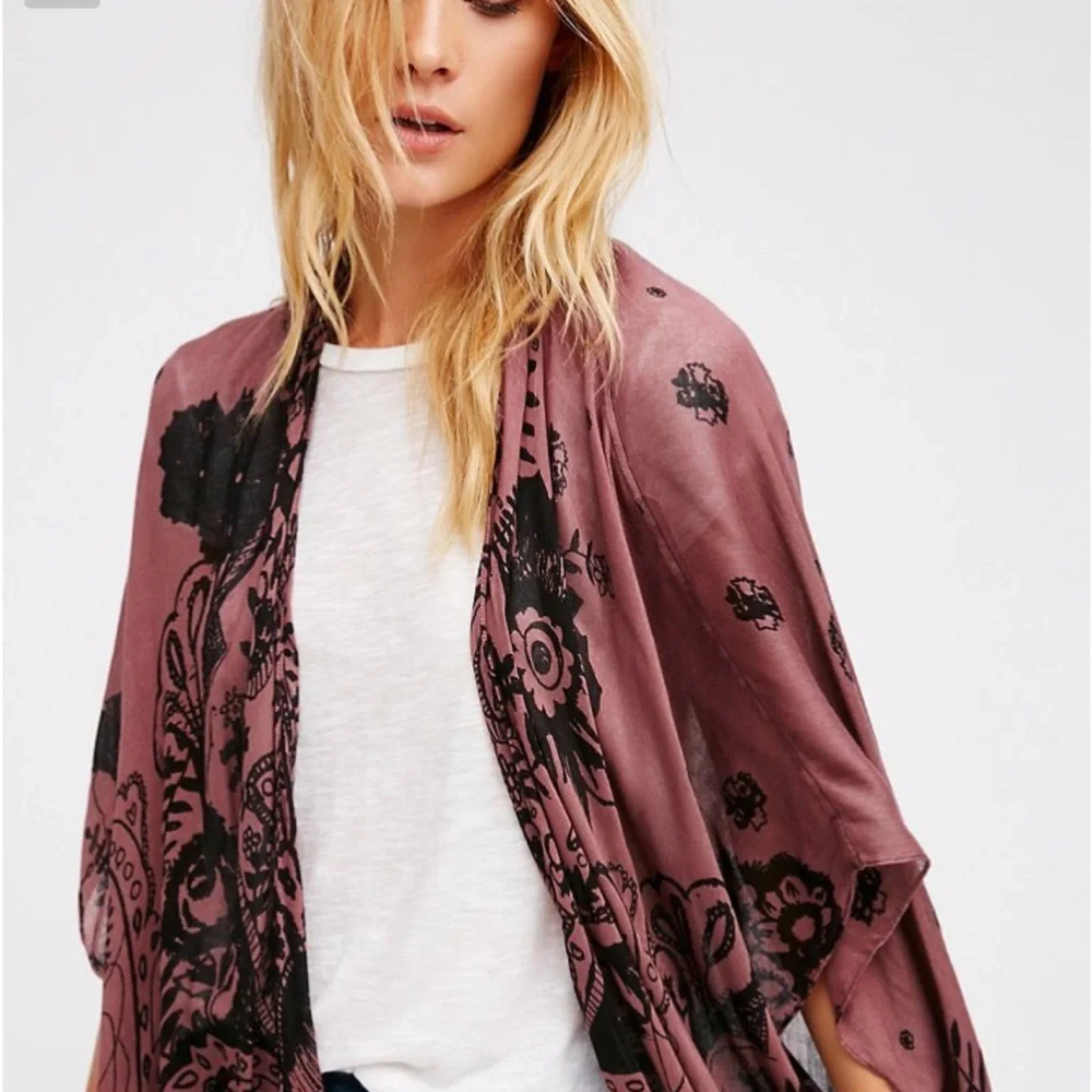 Free People Secret Garden Kimono - Picture 2 of 5
